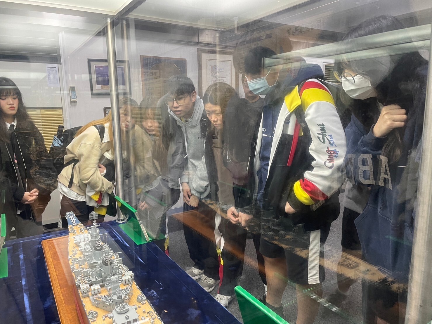 商管學院及文學院
